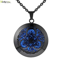 Load image into Gallery viewer, New Design Simple Aromatherapy Diffuser Locket Perfume Essential Oil Necklace Stainless Steel Locket with Felt Pads For Woman