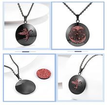 Load image into Gallery viewer, New Design Simple Aromatherapy Diffuser Locket Perfume Essential Oil Necklace Stainless Steel Locket with Felt Pads For Woman